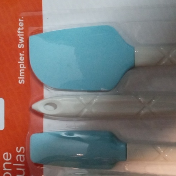 Mistralli Silicone Spatulas 4 Piece  Set Blue and White   New - Picture 5 of 7
